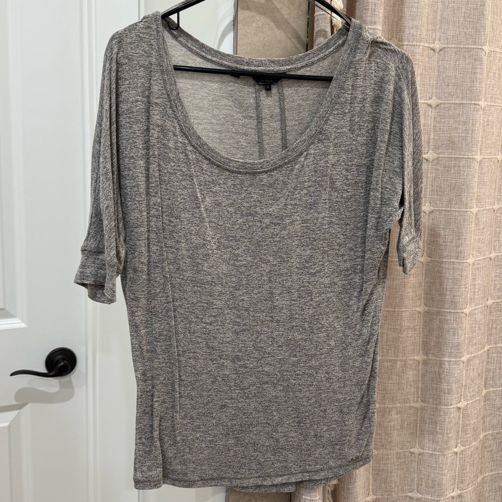 Guess top
